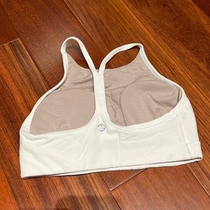 Lululemon high neck flow y bra